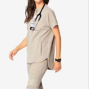 FIGS Manila Top Limited Edition Color Boulder Size XS NWT